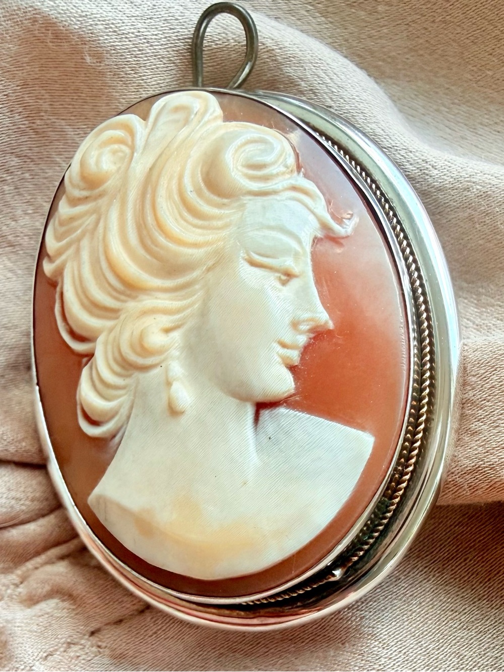 Vintage Victorian Cameo Necklace Pendant Brooch Silver Hand Carved Shell